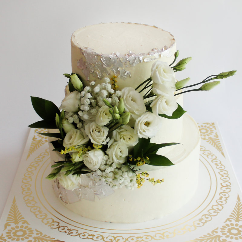 Свадебный торт с цветам 2032