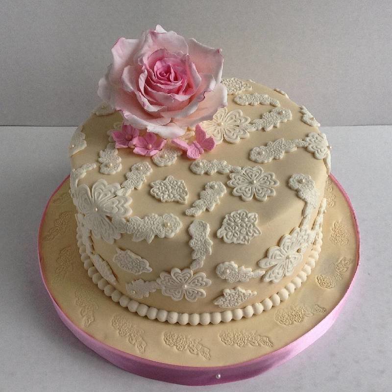 Торт "С розой"